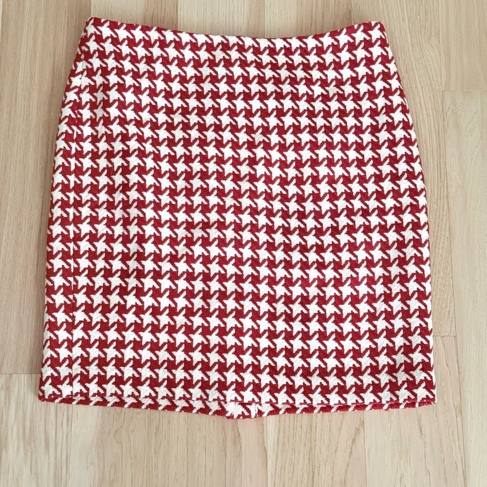 Talbots Houndstooth Red and White Wool Blend Skirt Size 10